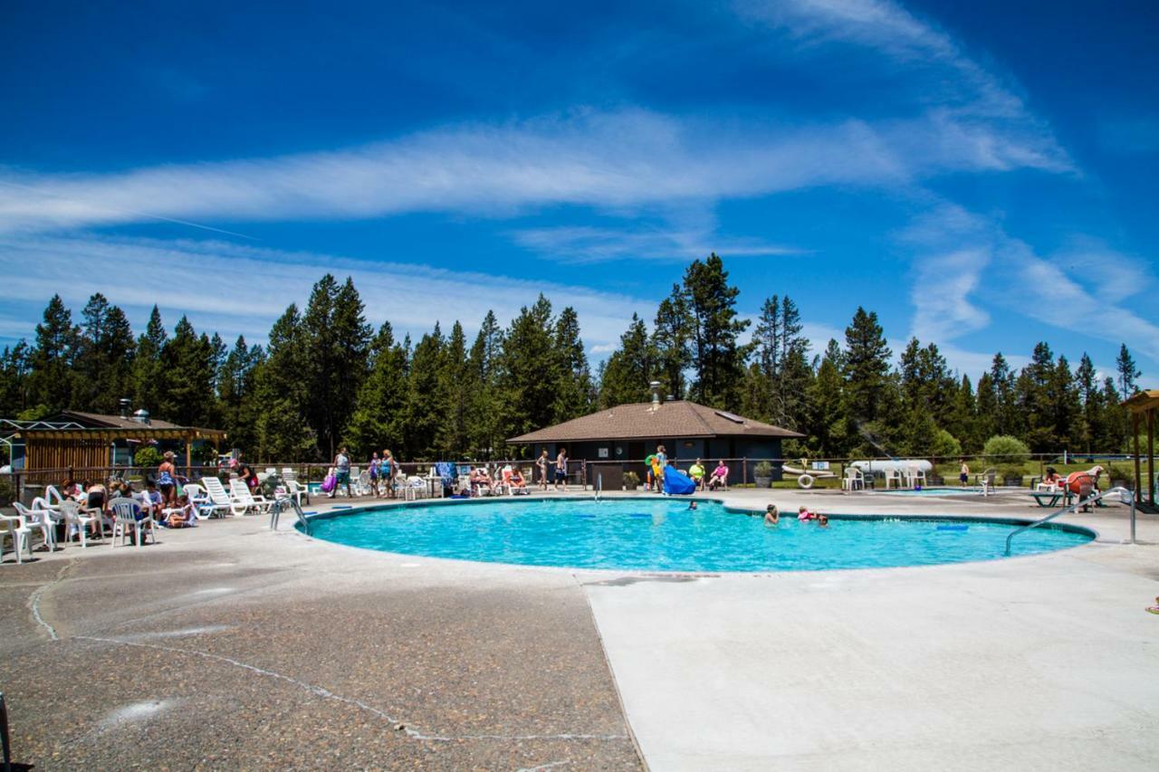 Bend-Sunriver Camping Resort 24 Ft. Yurt 16 エクステリア 写真